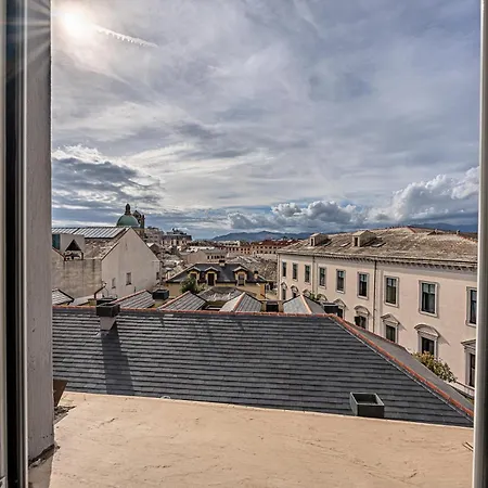 Historic Palace Duplex - Cruises 2min - Ac - Wifi